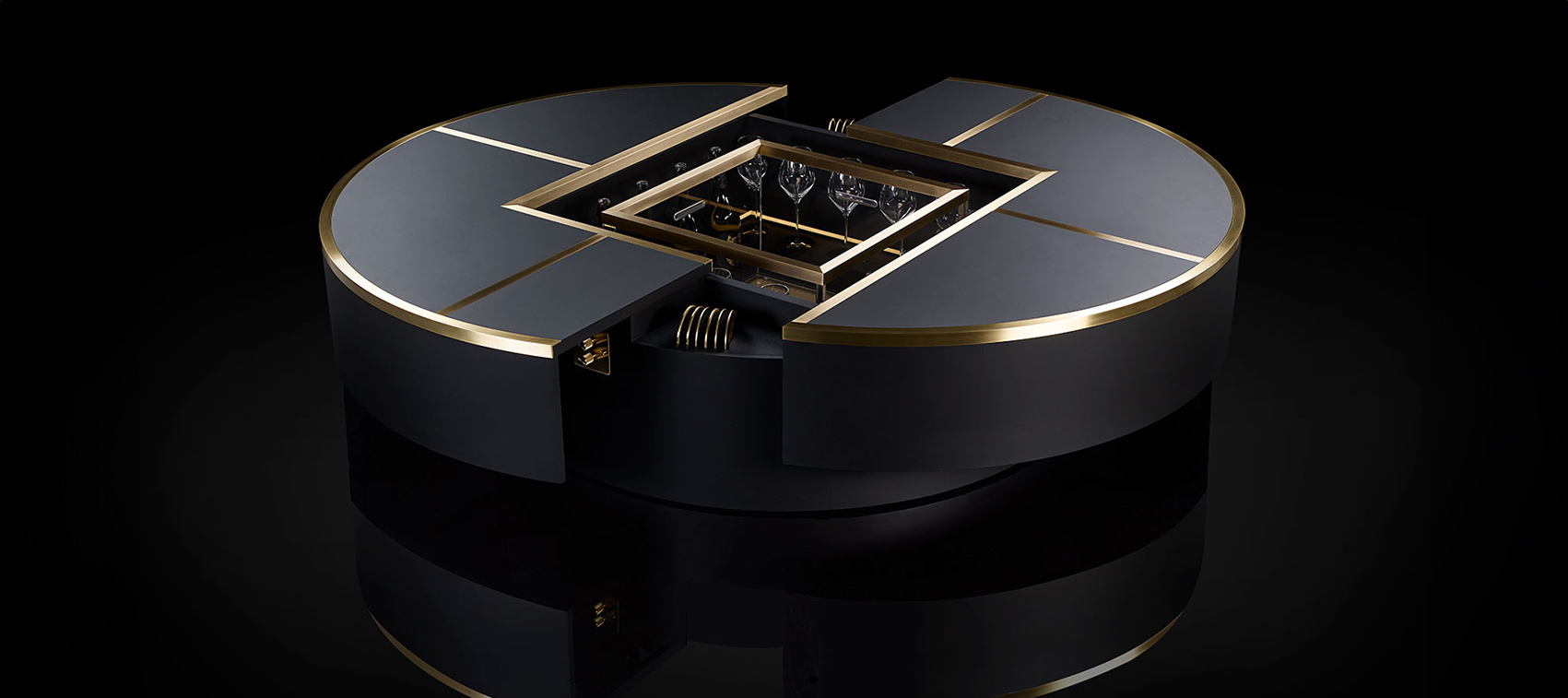 Dom Perignon スタンド式トレイ Dom Perignon Champagne 2013 | Angry Wine Merchant